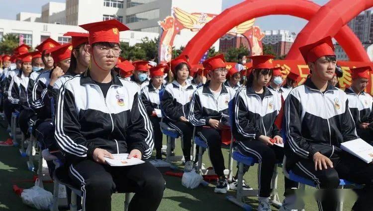 男生问你为啥不管我怎么回复？