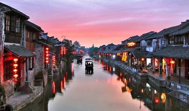 仙女座正撞向银河系,最快37亿年后,地球可能会被弹射出去